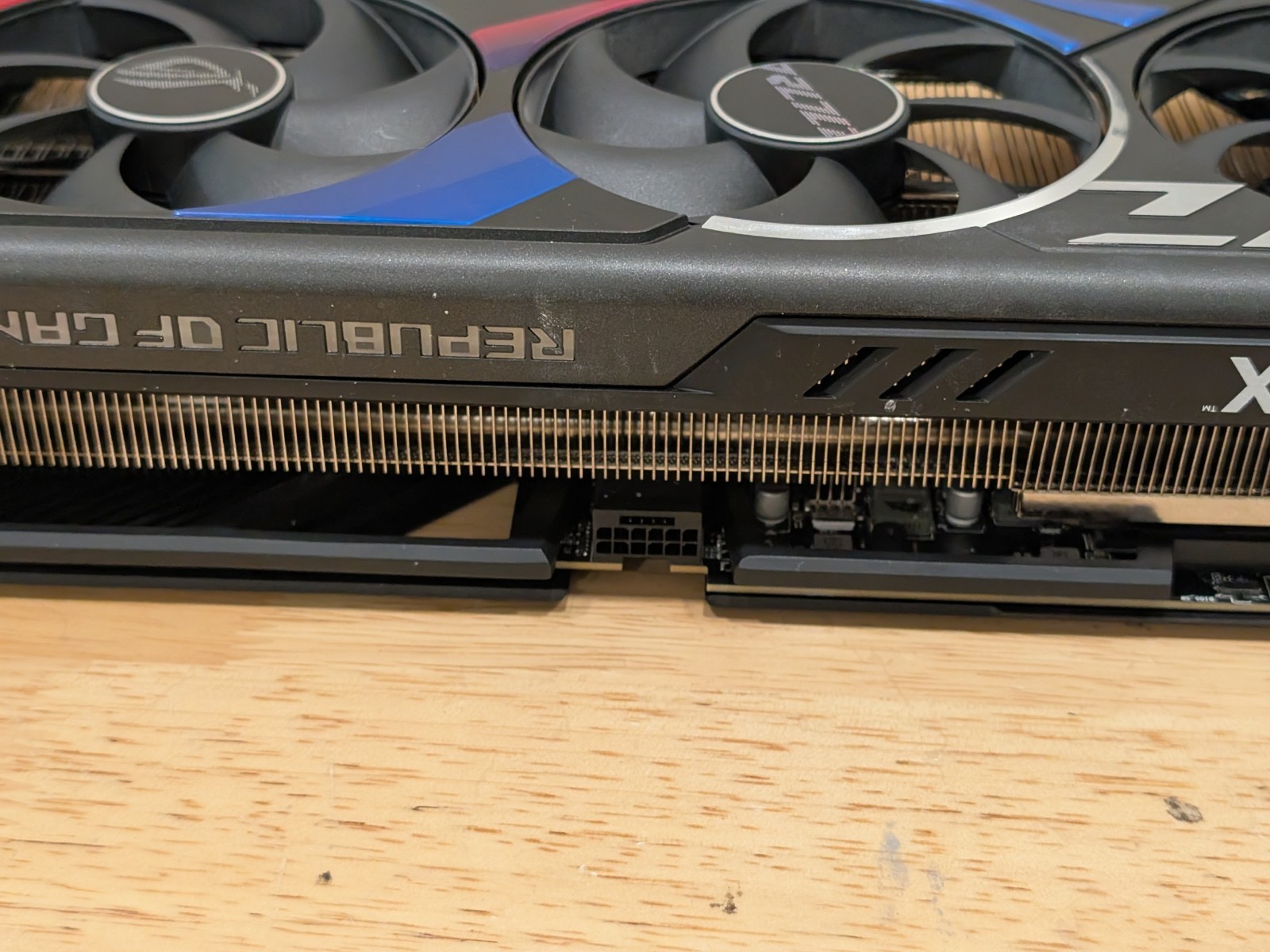 BH OFFER ASUS ROG Strix GeForc - Rtx 4090 24Gb Gddr6X review and price